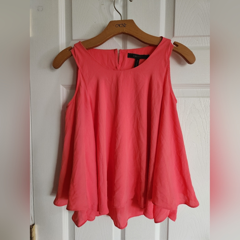 Bcbgmaxazria top xxs coral color euc